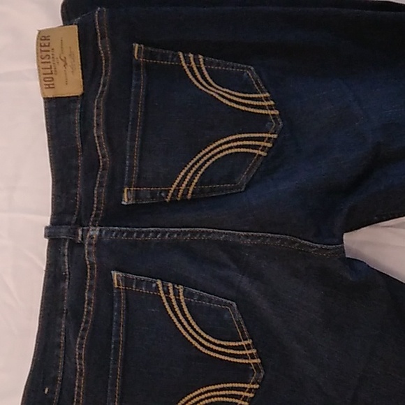 Hollister Jeans - Picture 4 of 6
